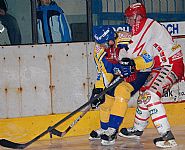 Petr Ber�nek se sna�� zastavit dom�c�ho �to�n�ka